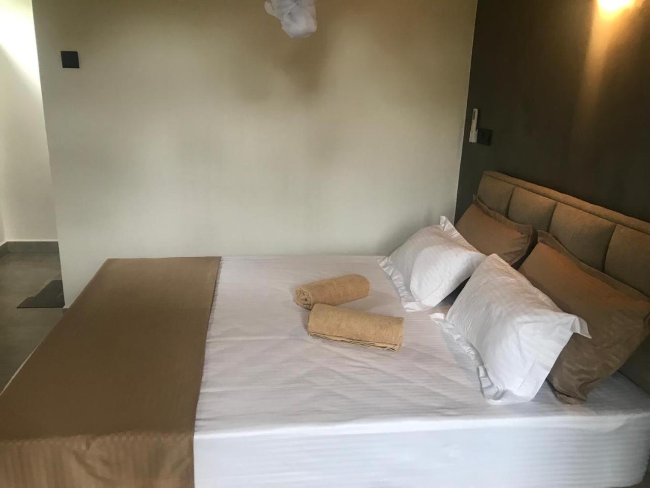 Flip Flop Inn Mirissa Dış mekan fotoğraf