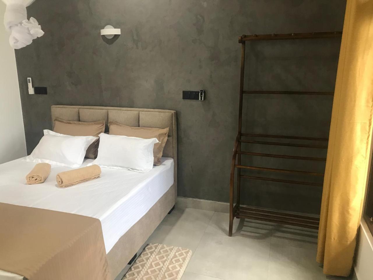 Flip Flop Inn Mirissa Dış mekan fotoğraf