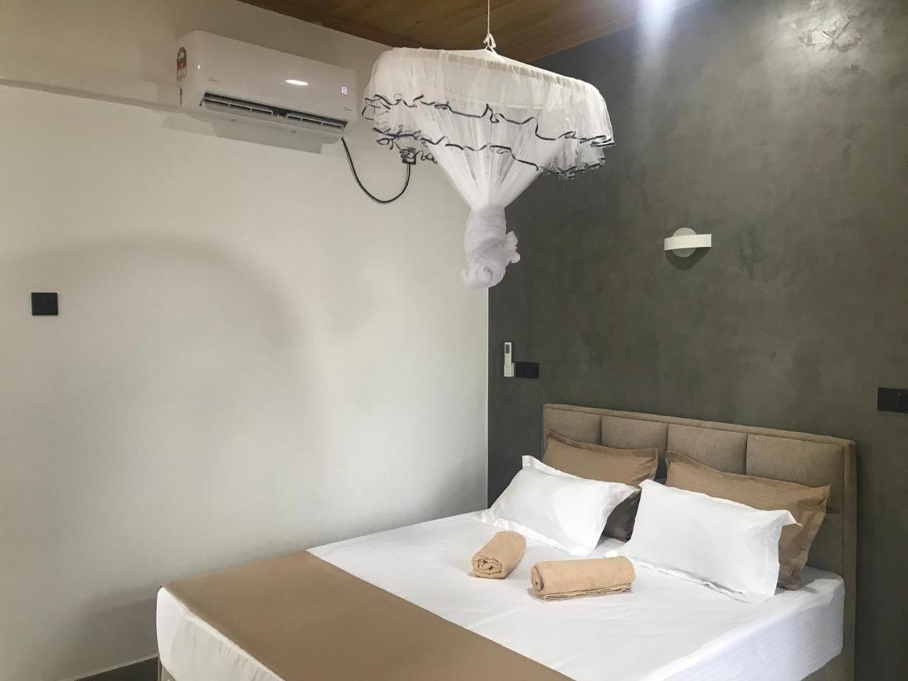 Flip Flop Inn Mirissa Dış mekan fotoğraf